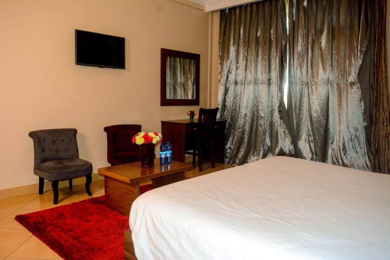 Melodie Hotel Аддис-Абеба Экстерьер фото