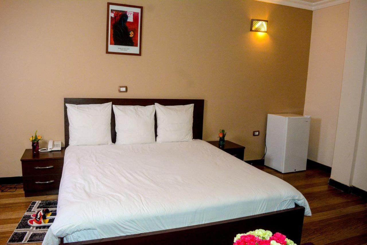 Melodie Hotel Аддис-Абеба Экстерьер фото